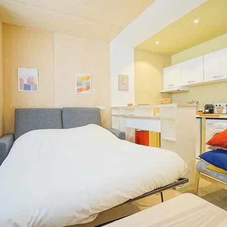 Charming And Bright Apartment In Paris 09 * Paris